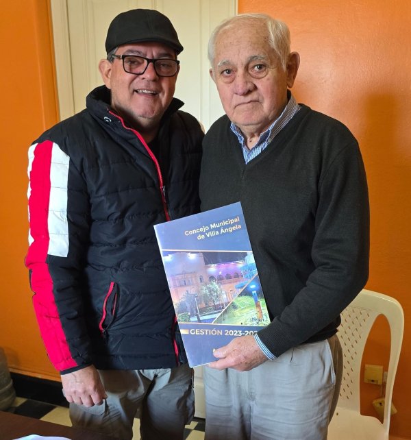 BUYATTI ENTREG&Oacute; UN RECONOCIMIENTO A LA FAMILIA PATHIER POR SU CONTRIBUCI&Oacute;N AL DESARROLLO ECON&Oacute;MICO LOCAL 